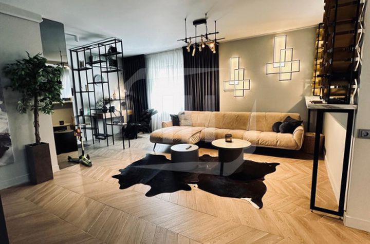 Apartament 3 camere de vanzare CLUJ-NAPOCA - Cluj anunturi imobiliare Cluj