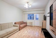 540 €, Apartament 3 camere