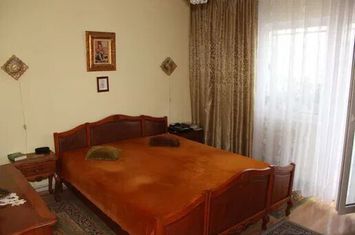 Apartament 4 camere,de vanzare, in cartierul Marasti, strada Bucuresti anunturi imobiliare Cluj