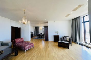 Aleea Privighetorilor- Penthouse 833 mp utili mobilat complet 3600 Euro + TVA anunturi imobiliare Bucuresti