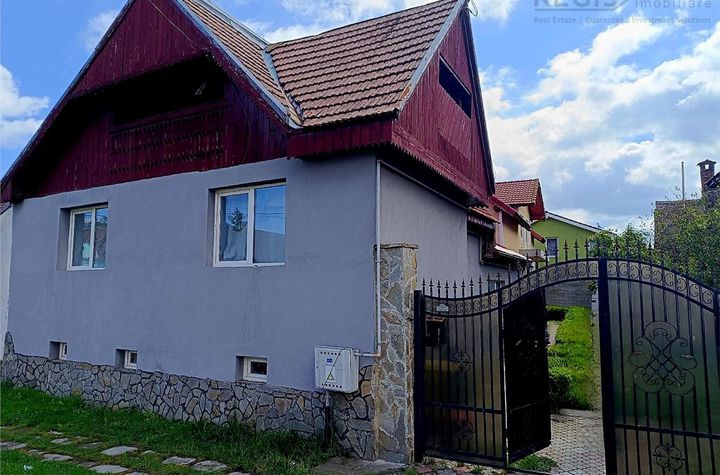 Casă - 8 camere de vanzare PREJMER - Brasov anunturi imobiliare Brasov