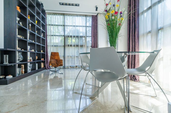 O CASA  PREMIUM-Drumul Taberei / Valea Oltului/ Valea Argesului anunturi imobiliare Bucuresti