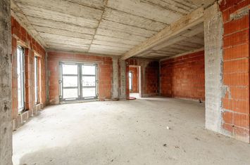 Casă nefinisata la sol in Fântânele, cartier nou Comsion 0 anunturi imobiliare Arad