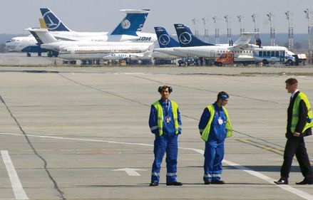 Desfiintarea Aeroportului Baneasa, o afacere imobiliara de 300 mil. euro in Otopeni