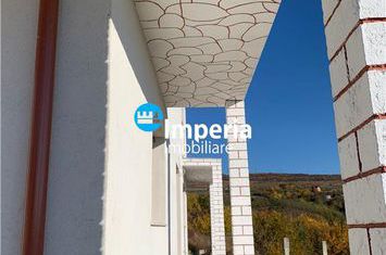 Vilă - 5 camere de vanzare BUCIUM - Iasi anunturi imobiliare Iasi