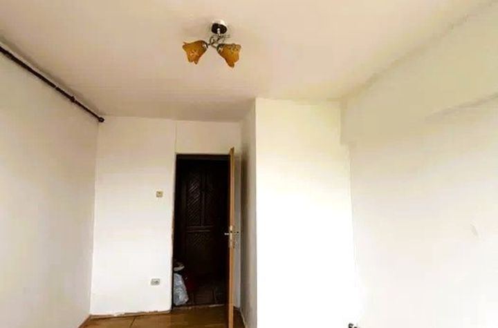 Garsonieră de vanzare LAZARET - Sibiu anunturi imobiliare Sibiu