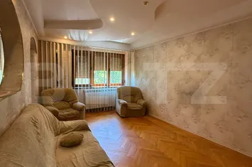 Apartament 4 camere de vanzare CENTRU - Galati anunturi imobiliare Galati