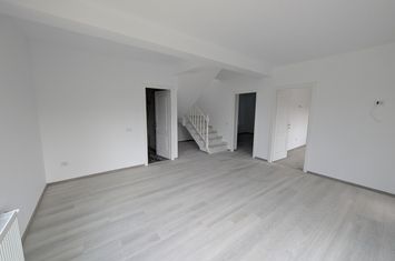 Casă - 4 camere de vanzare HEMEIUS - Bacau anunturi imobiliare Bacau