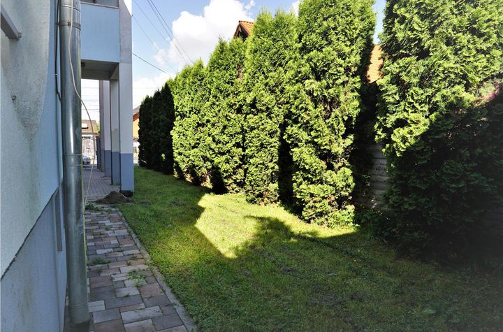 Vilă - 4 camere de inchiriat CENTRAL - Bistrita Nasaud anunturi imobiliare Bistrita Nasaud