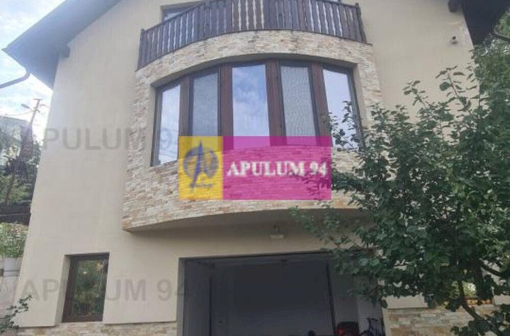 Vilă de vânzare în Comarnic anunturi imobiliare Prahova