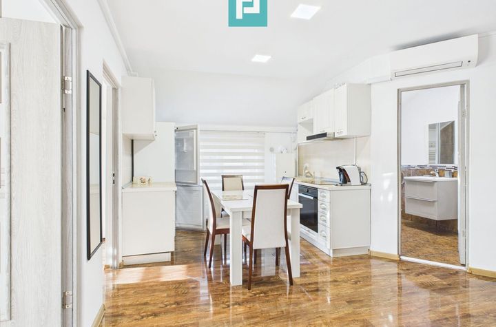 Apartament 2 camere de inchiriat strada Oituz. anunturi imobiliare Arad