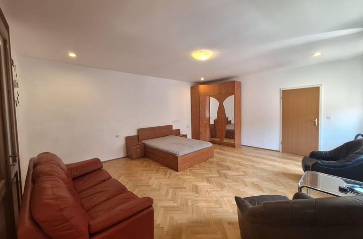 Garsonieră de inchiriat BRASOV - Brasov anunturi imobiliare Brasov