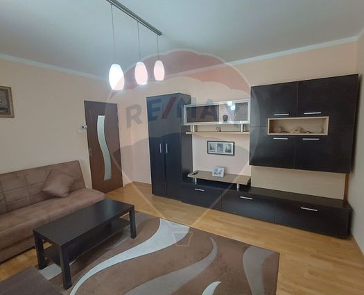 Apartament 3 camere Mihai Viteazul, 48 mp