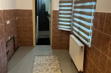 Casă - 4 camere de vanzare BRASOV - Brasov anunturi imobiliare Brasov