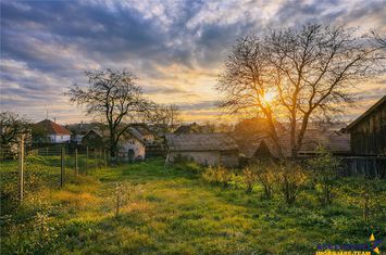 Casă - 3 camere de vanzare SANZIENI - Covasna anunturi imobiliare Covasna