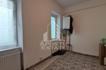 Apartament 2 camere, etaj intermediar, centrala proprie Piata Traian anunturi imobiliare Timis