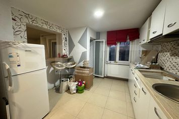 Apartament 3 camere de vanzare ALBA IULIA - Alba anunturi imobiliare Alba