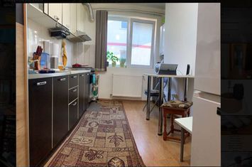 Apartament 2 camere de vanzare TRACTORUL - Brasov anunturi imobiliare Brasov