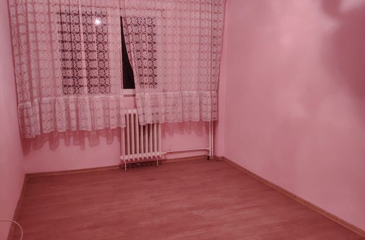 Parcul Circului vanzare apartament 3 camere anunturi imobiliare Bucuresti