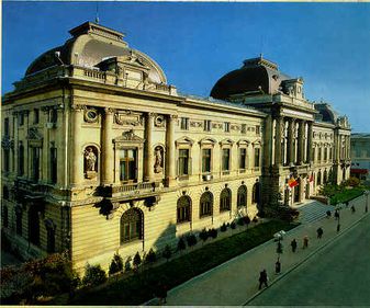 Sondaj BNR: Piata imobiliara este in prezent "inghetata" si investitiile s-au redus