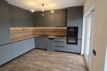 Casa ultrafinisata, situata in Apahida, 0% comision anunturi imobiliare Cluj