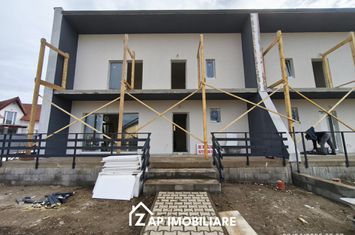 Casa 120 mp - asfalt  - Sangeorgiu de Mures anunturi imobiliare Mures