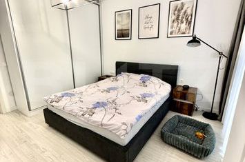 Apartament 3 camere de vanzare CLUJ-NAPOCA - Cluj anunturi imobiliare Cluj
