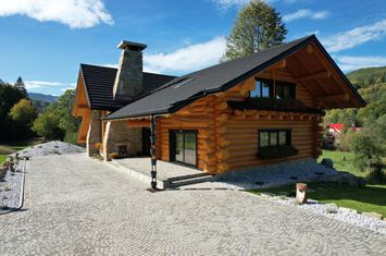 Vilă - 6 camere de vanzare SUCEVITA - Suceava anunturi imobiliare Suceava