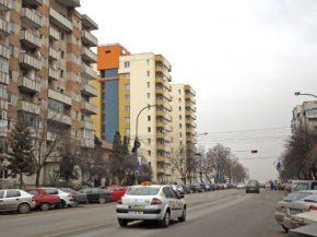 Dau casa veche pe una nouă