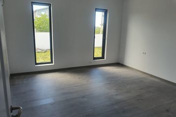 Casă - 3 camere de vanzare LIMANU - Constanta anunturi imobiliare Constanta