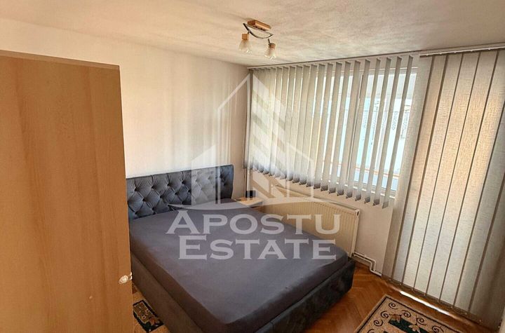 Apartament cu 3 camere, decomandat, etaj intermediar,centrala, Sagului anunturi imobiliare Timis