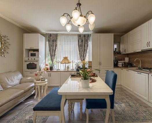Apartament 3 camere Floresti, 61 mp