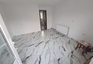 150 €, Spațiu comercial