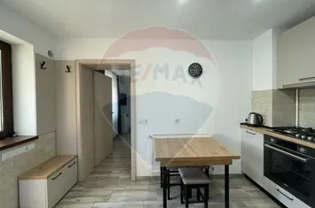 Garsoniera la casa de inchiriat anunturi imobiliare Sibiu