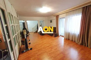 Apartament 4 camere, 97 mp utili, mobilat, utilat, et. 3, ultracentral anunturi imobiliare Alba