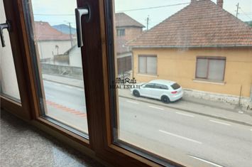 Spațiu comercial de vanzare CENTRAL - Hunedoara anunturi imobiliare Hunedoara