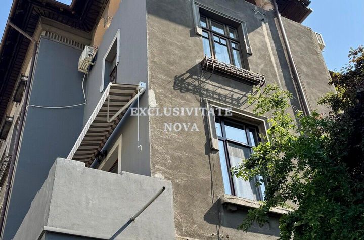 UNIVERSITATE - Batistei - Vanzare MANSARDA in VILA  Interbelica ! anunturi imobiliare Bucuresti