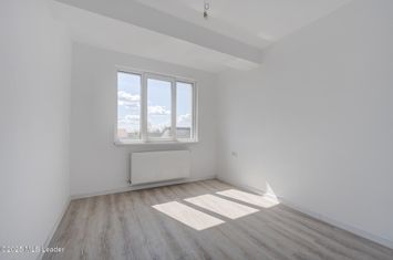 2 camere Giulesti- priveliste relaxanta, liniste, aproape de oras anunturi imobiliare Bucuresti
