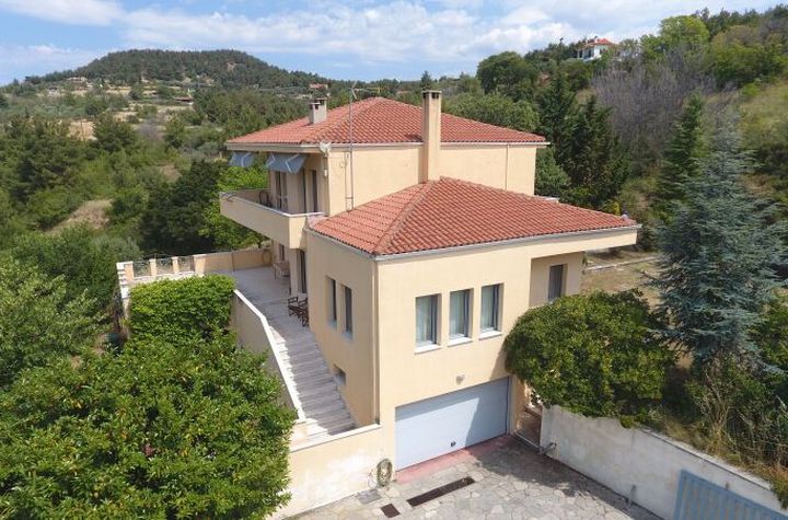 Casă individuală 326 mp pe teren 4.400 mp, Chrisopigi anunturi imobiliare Grecia