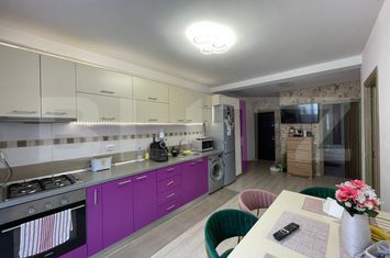 Apartament 3 camere de vanzare FLORESTI - Cluj anunturi imobiliare Cluj