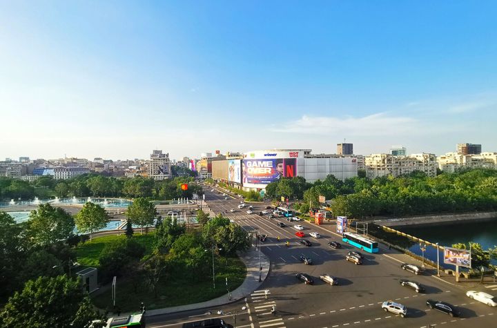 4 camere cu view | Piata Unirii | | Mobilat\utilat | Finisaje premium anunturi imobiliare Bucuresti