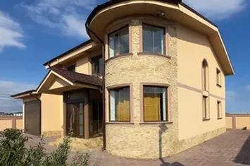 Vilă - 5 camere de vanzare KM 5 - Constanta anunturi imobiliare Constanta
