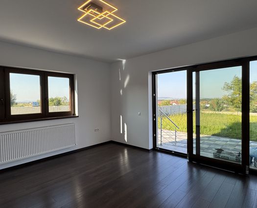 Casă 4 cam Cisnadie, 130 mp