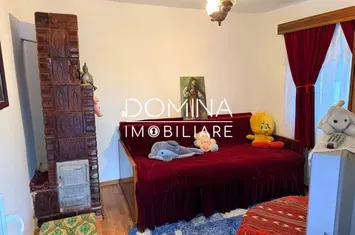 Casă - 4 camere de vanzare CALNIC - Gorj anunturi imobiliare Gorj