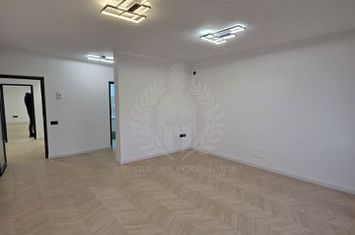 Inchiriere cladire de birouri premium, ultracentral anunturi imobiliare Prahova