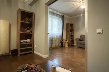 Dorobanti Capitale, apartament 5 camere+ dependinte, parter in vila, 70 mp, anunturi imobiliare Bucuresti
