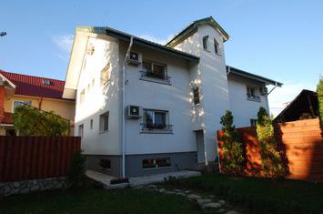 Vilă - 10 camere de vanzare ENERGIEI - Bacau anunturi imobiliare Bacau