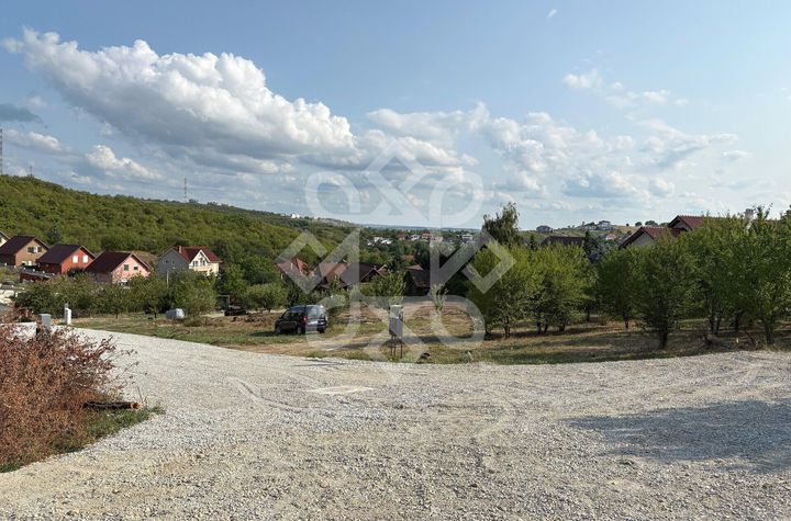 Teren intravilan de vanzare pe strada Soarelui, Oradea anunturi imobiliare Bihor