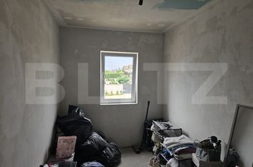 Casă - 4 camere de vanzare CRAIOVA - Dolj anunturi imobiliare Dolj