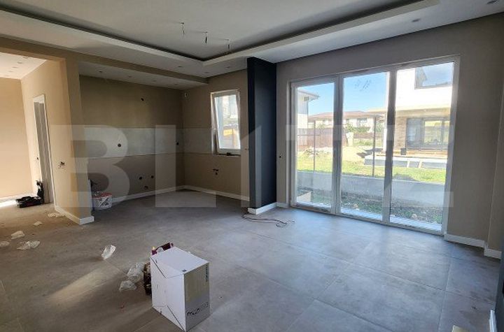 Apartament 4 camere de vanzare FLORESTI - Cluj anunturi imobiliare Cluj